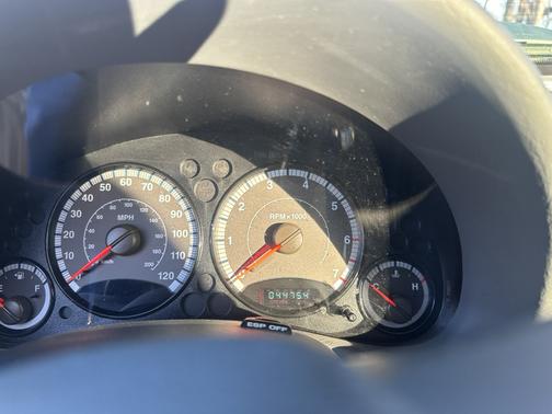 Silver 2006 Jeep Liberty Sport