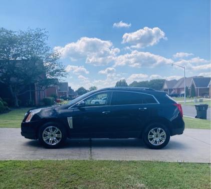 Photo 2 of 8 of 2016 Cadillac SRX Luxury Collection