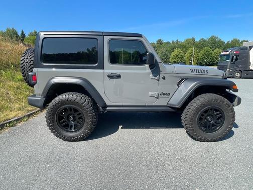 Gray 2022 Jeep Wrangler Willys