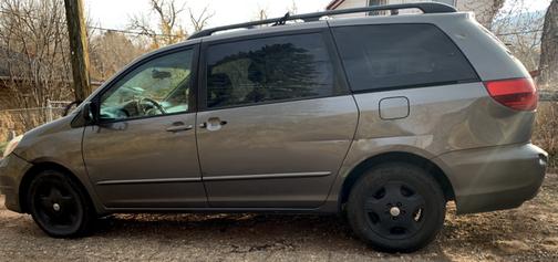 2005 Toyota Sienna LE