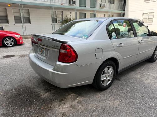 Silver 2005 Chevrolet Malibu LS