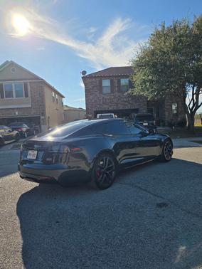 2024 Tesla Model S Plaid