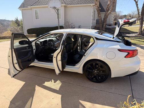 2017 Nissan Maxima 3.5 SR