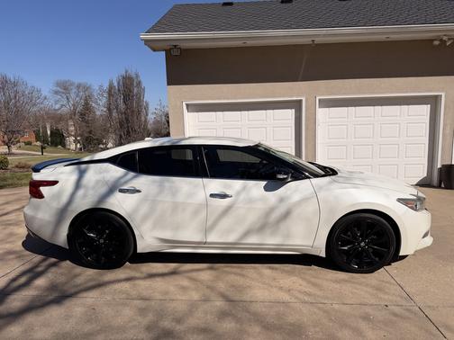 2017 Nissan Maxima 3.5 SR