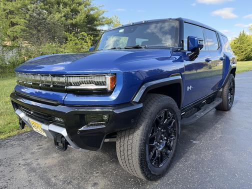 Blue 2024 GMC HUMMER EV SUV 2X