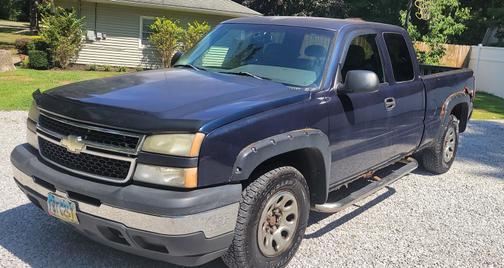 2006 Chevrolet Silverado 1500 LS Extended Cab
