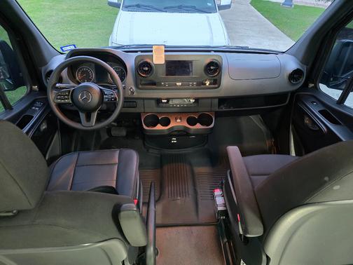 Black 2024 Mercedes-Benz Sprinter 2500 High Roof