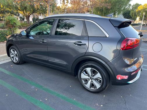 2018 Kia Niro Plug-In Hybrid LX