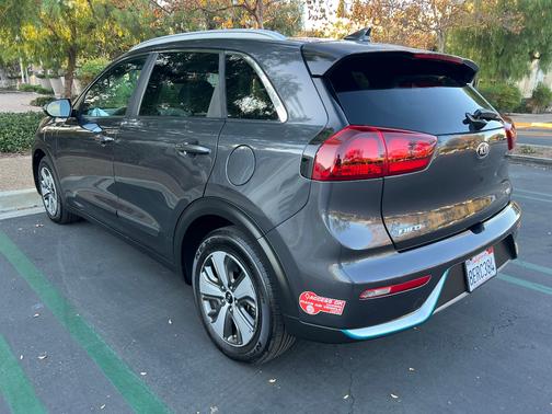 2018 Kia Niro Plug-In Hybrid LX