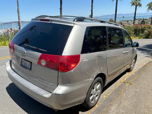 2006 Toyota Sienna LE