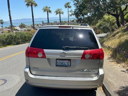 2006 Toyota Sienna LE