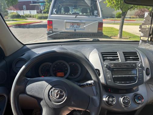 Gold 2006 Toyota RAV4 Base