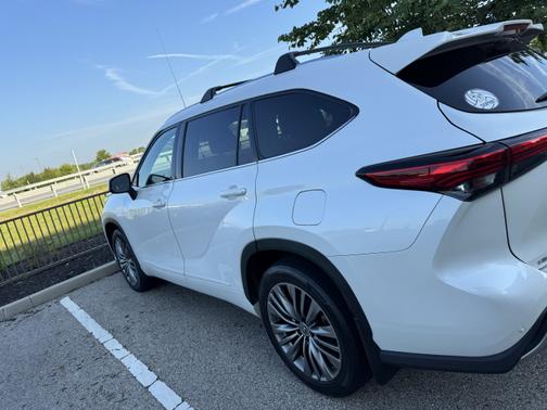 2021 Toyota Highlander Platinum