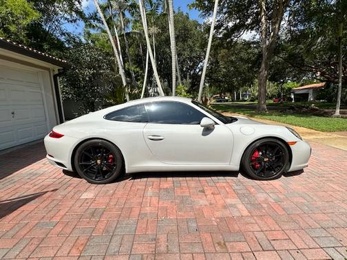 2018 Porsche 911 Carrera S