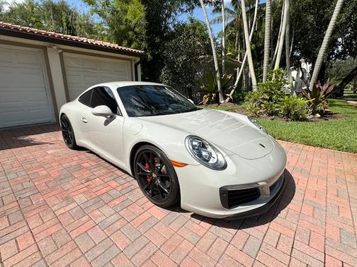 2018 Porsche 911 Carrera S