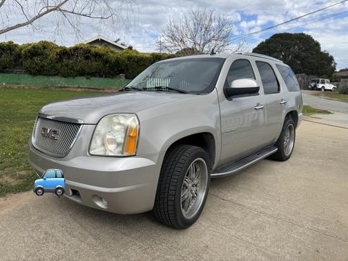 2007 GMC Yukon Denali
