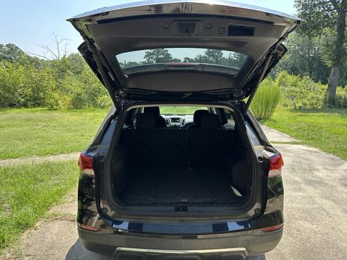 Black 2022 Chevrolet Equinox LT