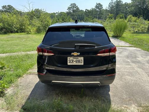 Black 2022 Chevrolet Equinox LT