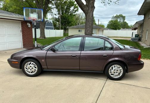 1998 Saturn SL 2