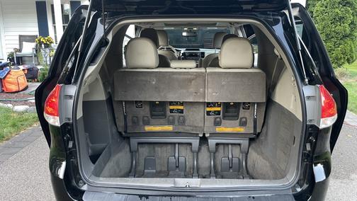 Black 2012 Toyota Sienna XLE