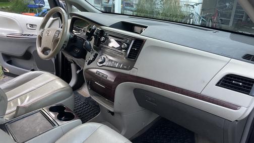 Black 2012 Toyota Sienna XLE