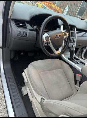 2013 Ford Edge SE