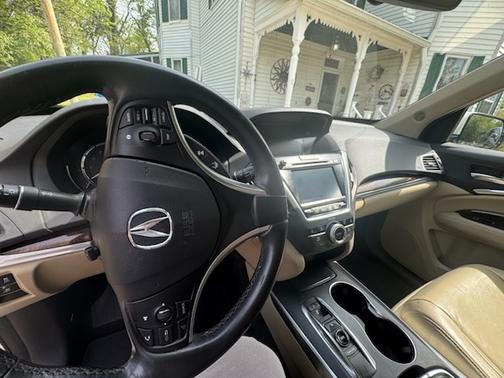 White 2017 Acura MDX 3.5L w/Technology Package