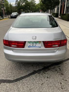 Silver 2005 Honda Accord LX