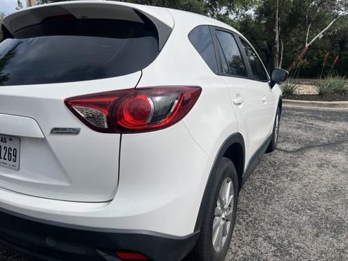 White 2016 Mazda CX-5 Sport