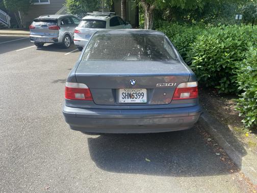 Gray 2001 BMW 530 i
