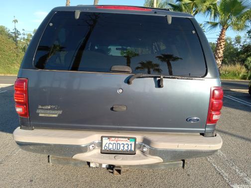 Blue 1998 Ford Expedition XLT 4WD