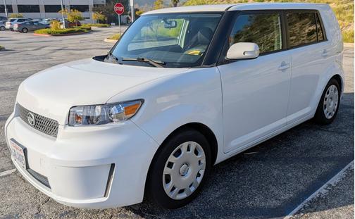 2009 Scion xB Base