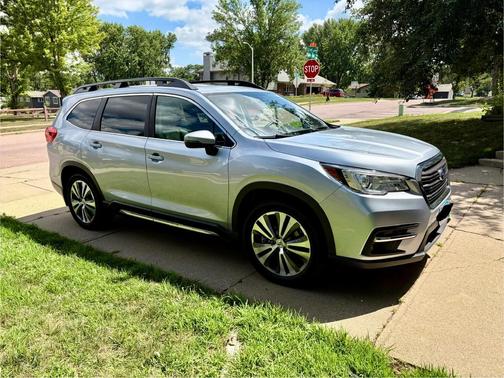 Silver 2019 Subaru Ascent Limited 8-Passenger