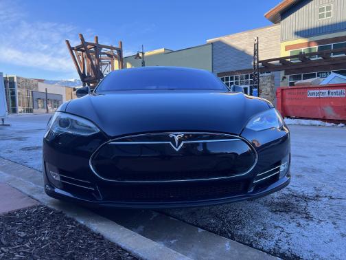 2013 Tesla Model S Performance