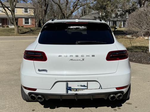 2018 Porsche Macan S