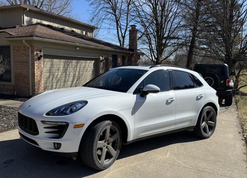 2018 Porsche Macan S