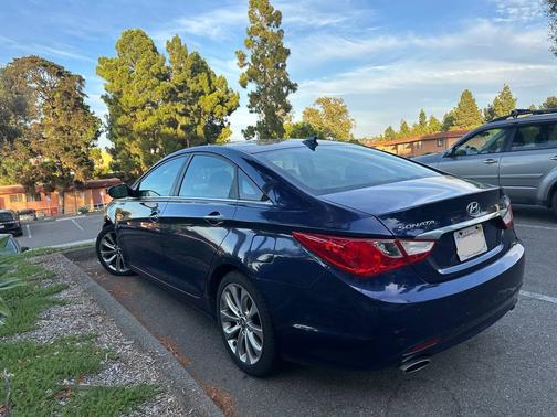 2013 Hyundai SONATA SE