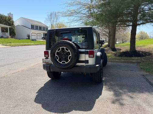 Silver 2012 Jeep Wrangler Sport