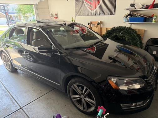 2013 Volkswagen Passat 2.0 TDI SEL Premium