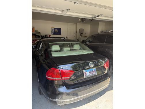 2013 Volkswagen Passat 2.0 TDI SEL Premium