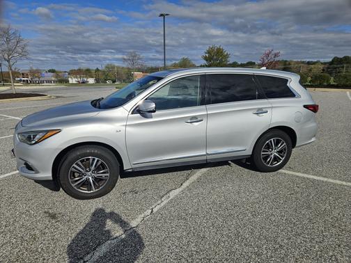 2018 INFINITI QX60 Base