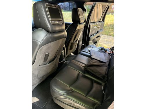 2017 Cadillac Escalade Platinum