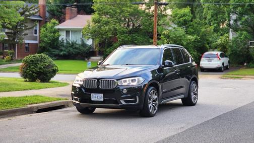Black 2018 BMW X5 sDrive35i