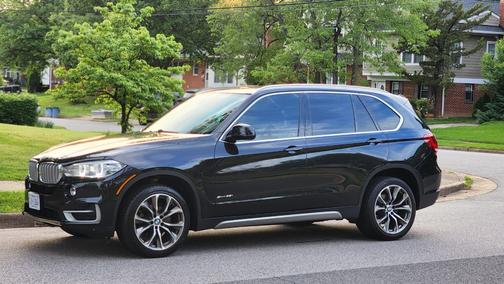 Black 2018 BMW X5 sDrive35i