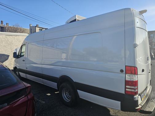 2014 Mercedes-Benz Sprinter High Roof