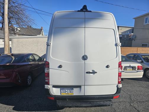 2014 Mercedes-Benz Sprinter High Roof