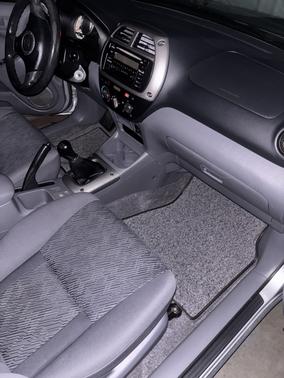 2002 Toyota RAV4 Base