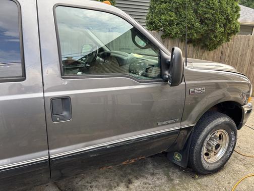 2002 Ford F-250 Lariat Crew Cab Super Duty