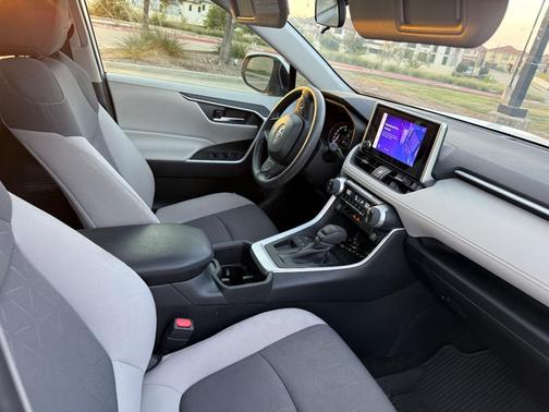 White 2024 Toyota RAV4 XLE