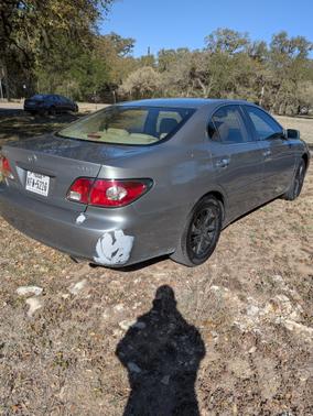Green 2004 Lexus ES 330 Base